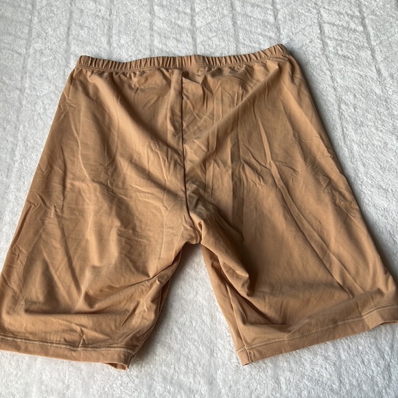 Skims Fits Everybody Bike Short - Picture 8 of 8